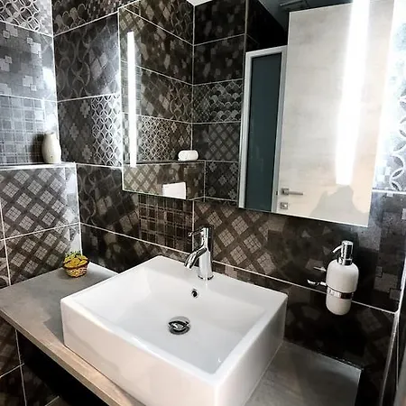 Luma 3* Saint Julian's